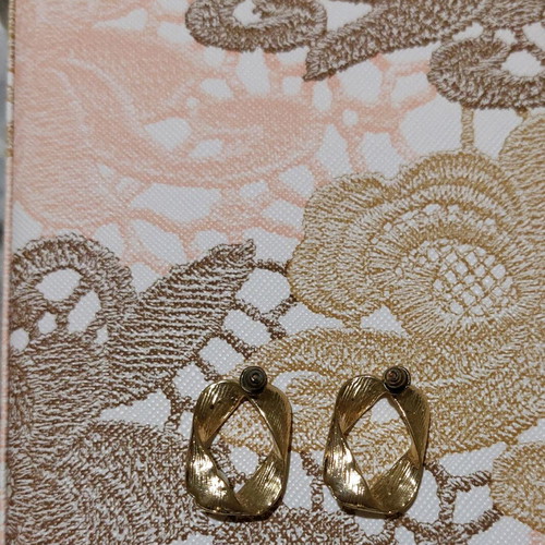 Steel earrings with pearl elegant, like new