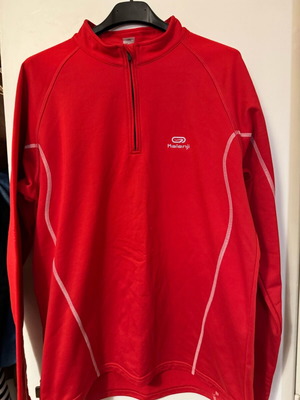 Kalenji sports pullover velvet inside like new, red size M