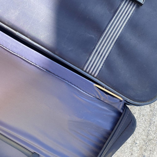 Carlton vintage set of 2 navy blue suitcases used