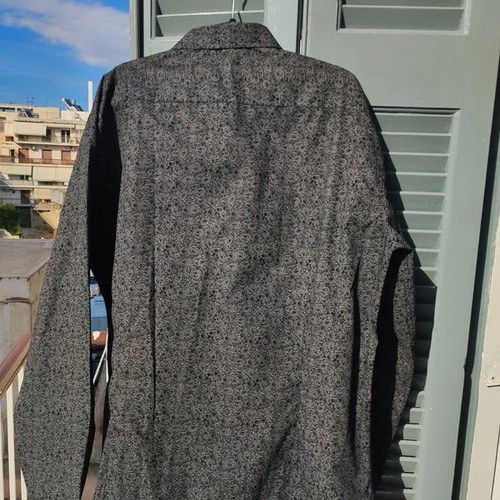 Shirt with Lahouria pattern like new, slim fit, black and gray, XL