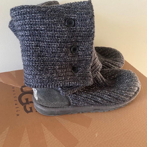 Ugg boots used, gray, size 36, knitted style