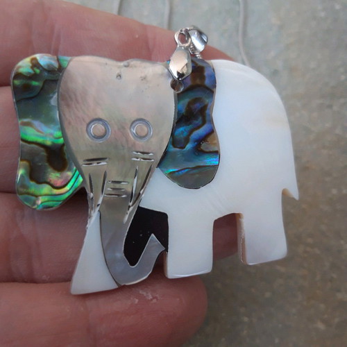 Necklace with stainless steel chain and elephant pendant with mother of pearl and abalone, new