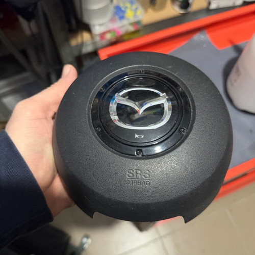 Mazda mx5 airbag used with one connector