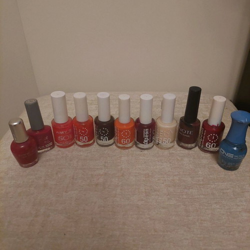 Nail polish lightly used, 11 different colors