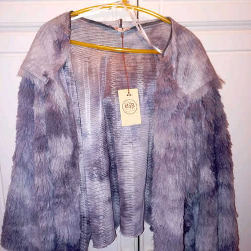 BSB gray jacket with thin fur, new, size medium