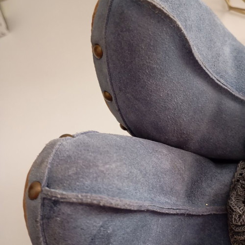 Blue leather mules, size 40