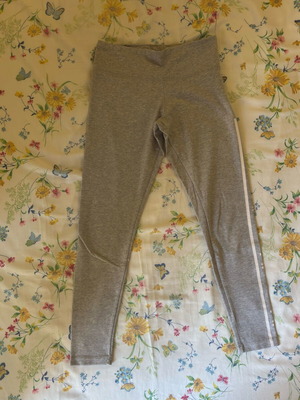 Adidas gray leggings like new with white logo print, size S