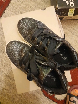 Παπούτσια για κορίτσι νούμερο 33, καινούργια, φορεμένα μία φορά