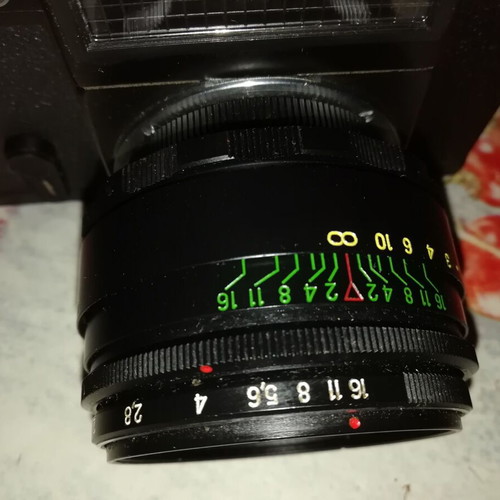 Zenit-ET Vintage 35mm SLR Camera with Helios 44-2 Lens and Case like new
