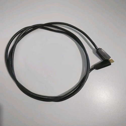 Various cables like new for consoles and TVs