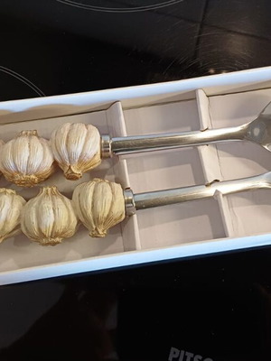Serving set new, stainless steel with original handle