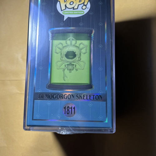 Funko Pop Stranger Things Demogorgon Skeleton LE new with protector