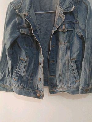 Lc Waikiki blue jacket for 9 and 10 years like new