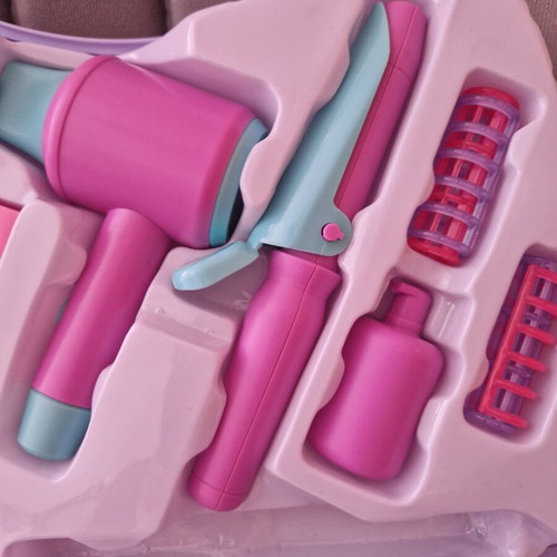 Children's hairdressing play set