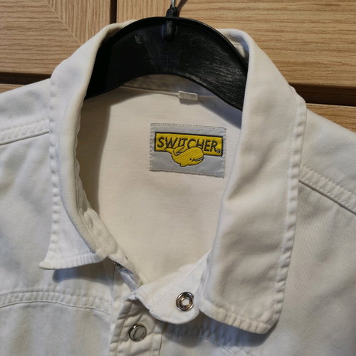 White shirt like new, size M, denim-like fabric
