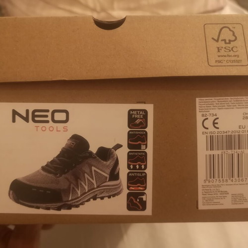Neo Tools work shoes size 43 new, no steel toe, black and grey