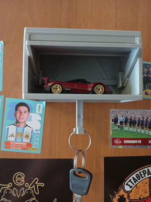 Key Holder new, gray color, fits Hot Wheels cars