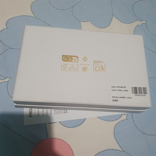 Guess wallet new