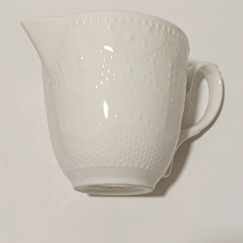 Easy Life porcelain milk jug and sugar bowl set 250ml new with gold trim