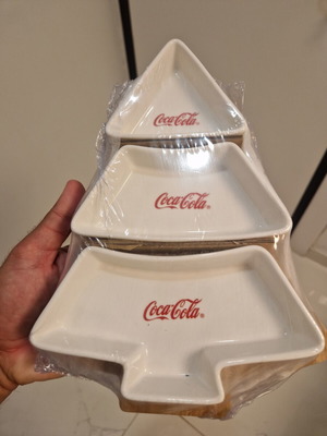 Coca-Cola festive serving set new, ceramic bowls with bamboo base