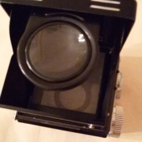 Yashica-C Vintage TLR camera with leather case