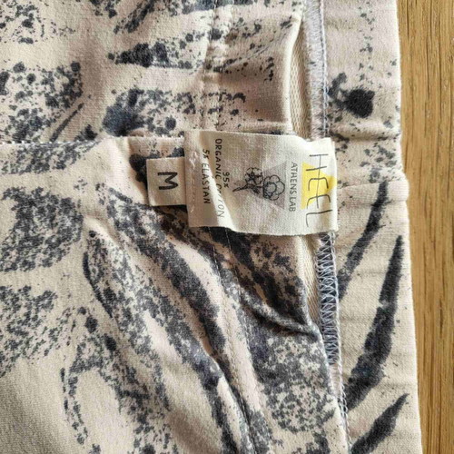 Heel women's leggings size M like new, gray and beige