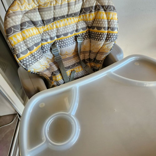Joie Mimzy High Chair used