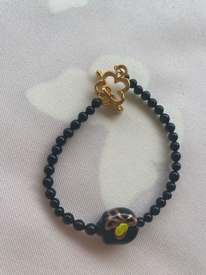 Bracelet with stones and steel clasp new with unique clasp