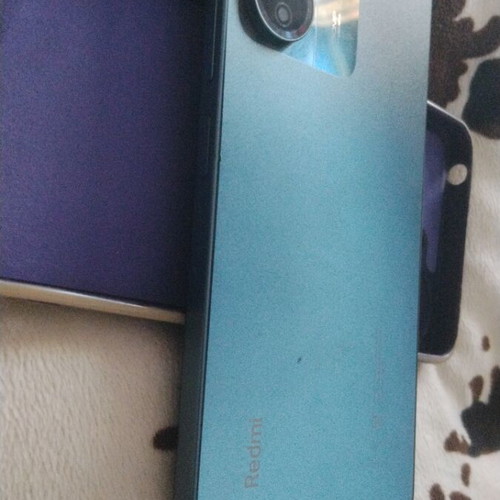 Xiaomi Redmi 13C smartphone used, functional, display replacement needed