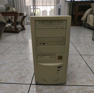 pc retro pentium 4 2.40 ghz