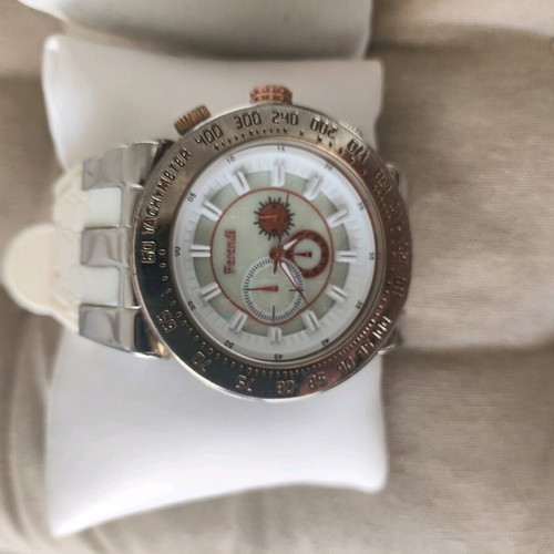 Ferendi women's watches like new, pink and white