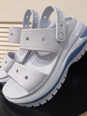 Crocs Mega Crush sandals like new, size 37-38, blue turquoise