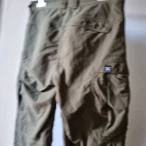 Haglöfs cargo pants size S like new, green, unisex