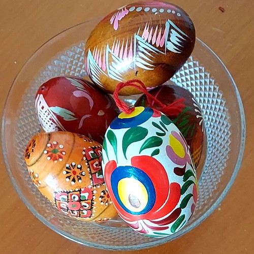 Handmade wooden Easter eggs like new, set of 5 pieces