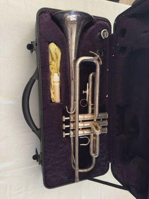 Τρομπέτα E.M. Winston Boston σαν καινούργιο, ασημένια, συλλεκτικό κομμάτι