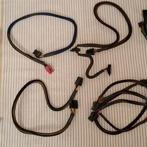 Modular cables used, pack of 8 for Enermax power supplies