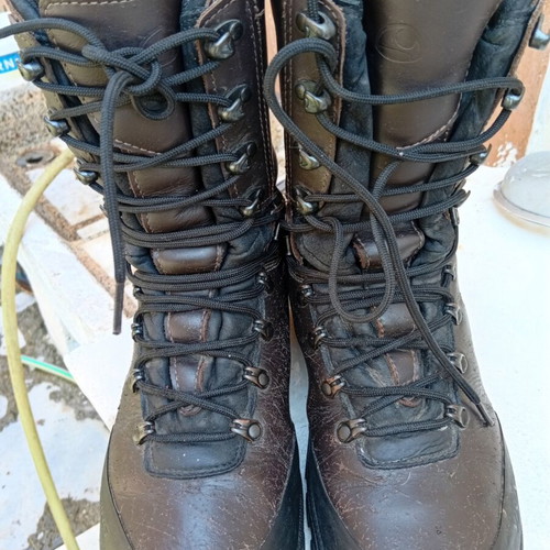 Hunting - mountaineering Boots + gift