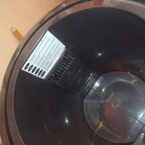 Beer keg maintenance device lightly used