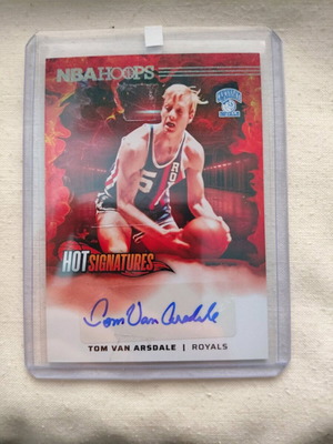 Κάρτα NBA Hoops 2024-25 Tom Van Arsdale Hot Signatures σαν καινούργια