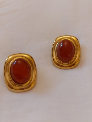 Vintage gold earrings with oval red ceramic stone like new