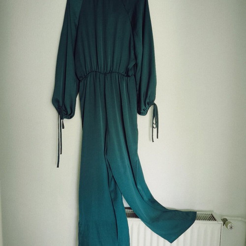 Zara women's satin jumpsuit green (emerald) size S like new