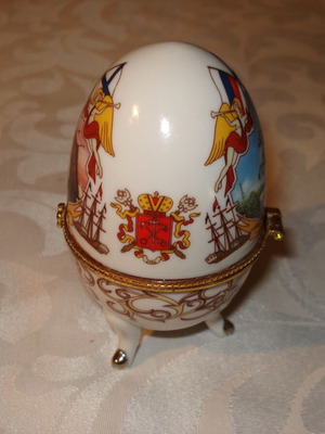 Porcelain decorative egg ACKO used