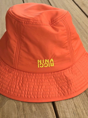 Καπέλο Nina Ricci Tall Bucket πορτοκαλί, μέγεθος M, καινούργιο