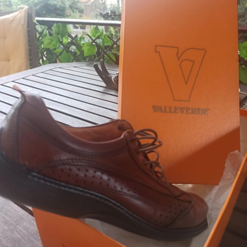 Valleverde men's leather lace-up shoe size 43 like new, brown
