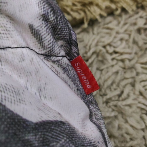 The North Face x Supreme Angels Puffer Jacket new, size XL, black and gray