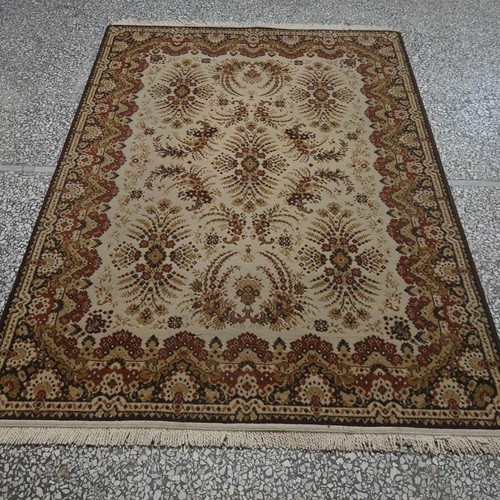 Persian wool rug like new 1.5 x 2