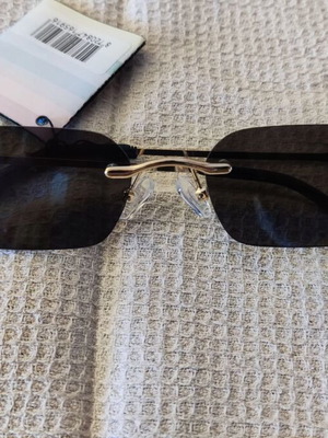 Solo-Solis NDL2906 sunglasses new with gold finish and gray lenses