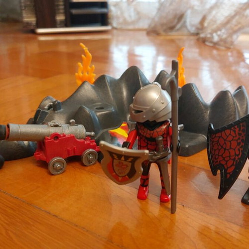 Playmobil knights used with dragons and weapons