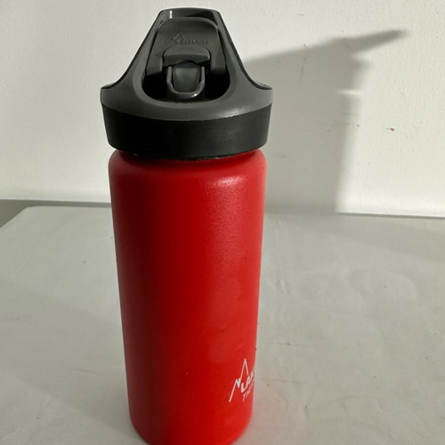Laken Thermos Bottles 500ml Like New, Set of 2 with Jannu Lid