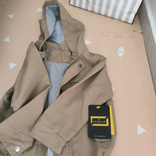 Hashtag windbreaker jacket 3 years new, beige